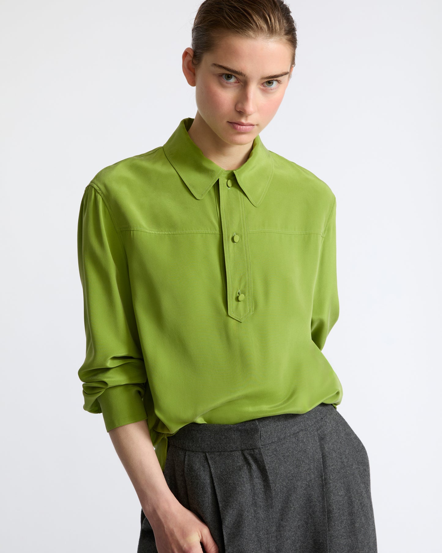 Blouse en crêpe de soie légère- Yves Salomon - Nouvelle collection Automne Hiver