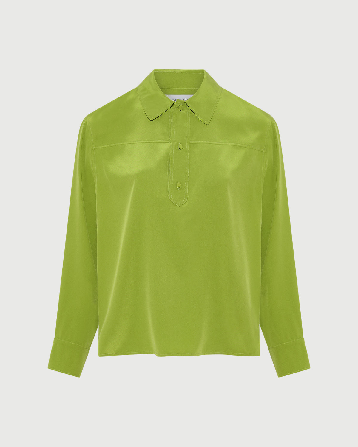Blouse en crêpe de soie légère