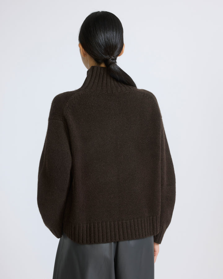 Pull col cheminée en maille 100% cachemire