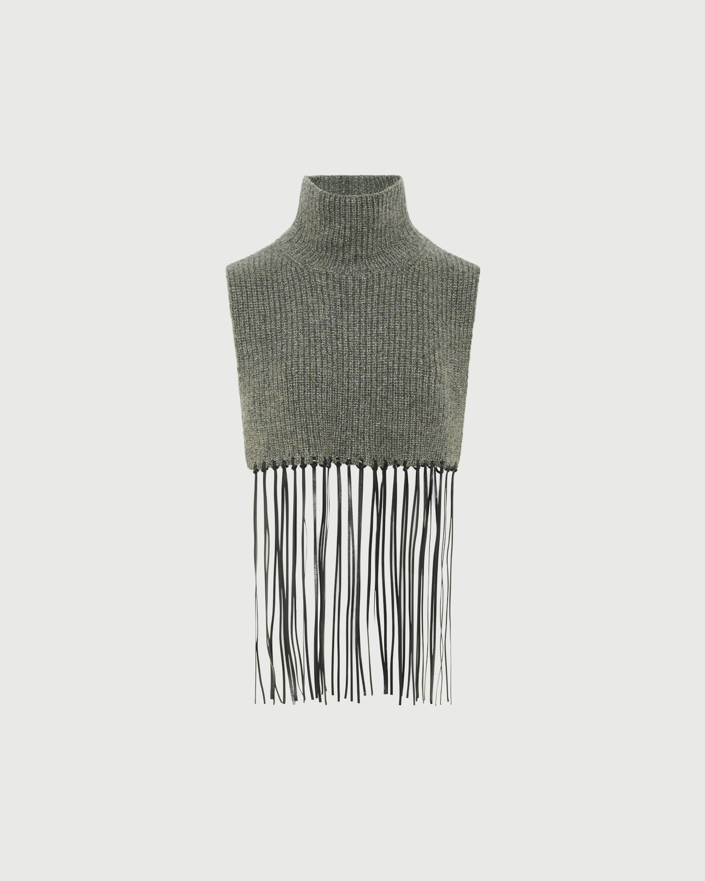 Plastron en maille 100% cachemire avec franges en cuir- Yves Salomon - Nouvelle collection Automne Hiver
