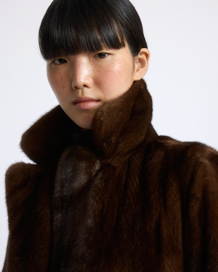 Veste façon tailleur en fourrure de vison long poil allongé - Yves Salomon - Nouvelle collection Automne Hiver