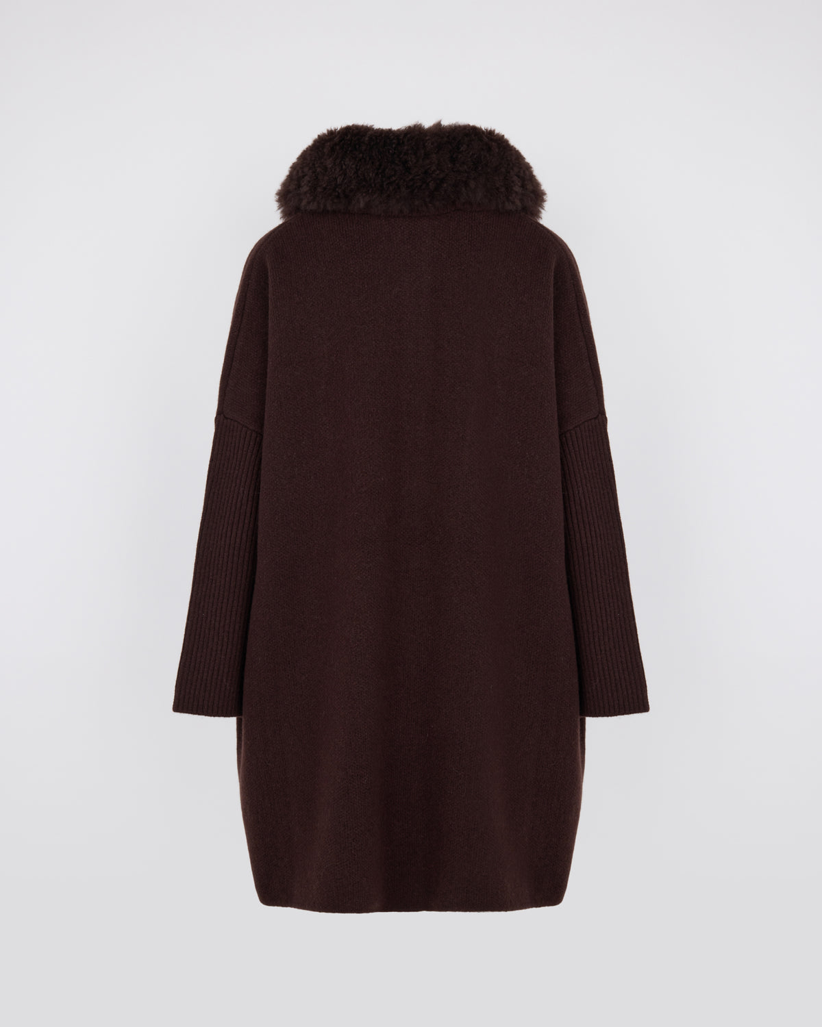 Manteau en maille Mérinos et col en agneau cachemire - Yves Salomon - Nouvelle collection Automne Hiver