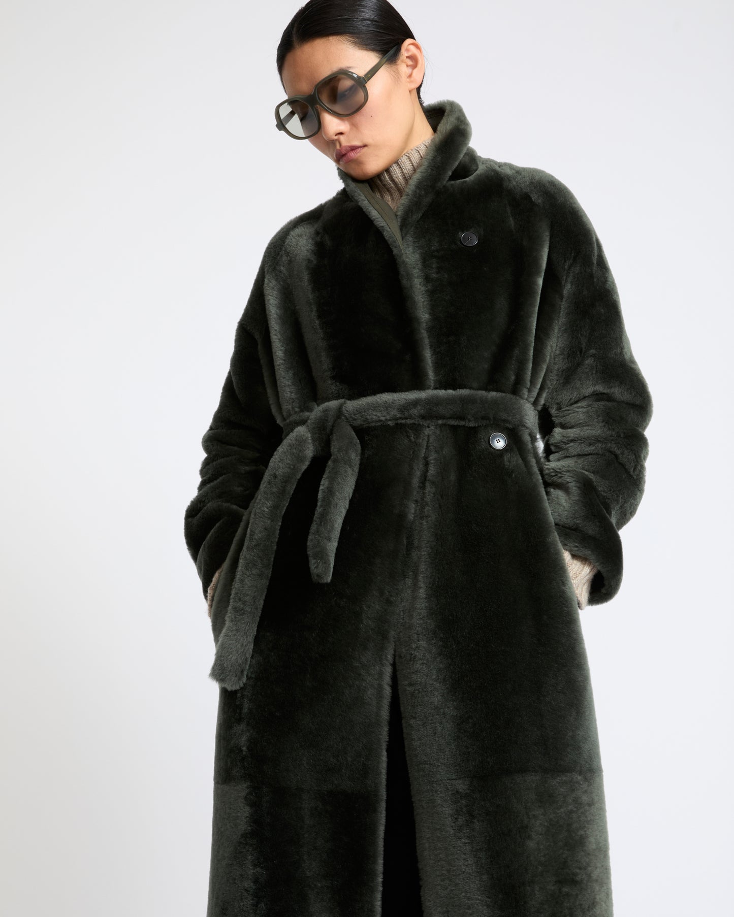 Manteau long en peau lainée d'agneau- Yves Salomon - Nouvelle collection Automne Hiver