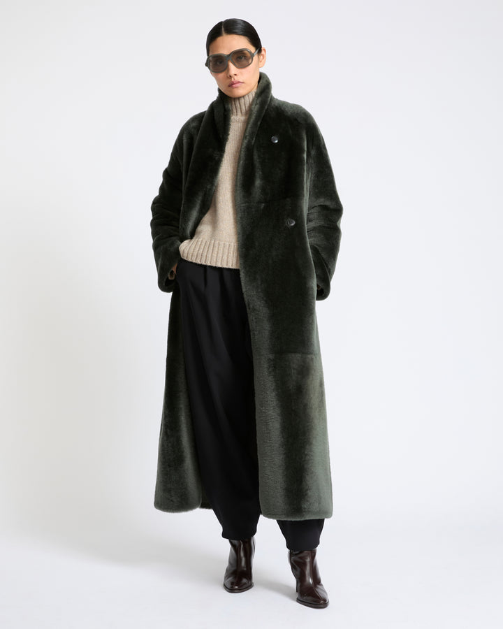 Manteau long en peau lainée d'agneau- Yves Salomon - Nouvelle collection Automne Hiver