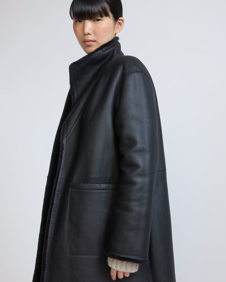 Manteau réversible en peau lainée d'agneau Mérinos raide