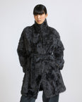 Manteau en agneau frisé
