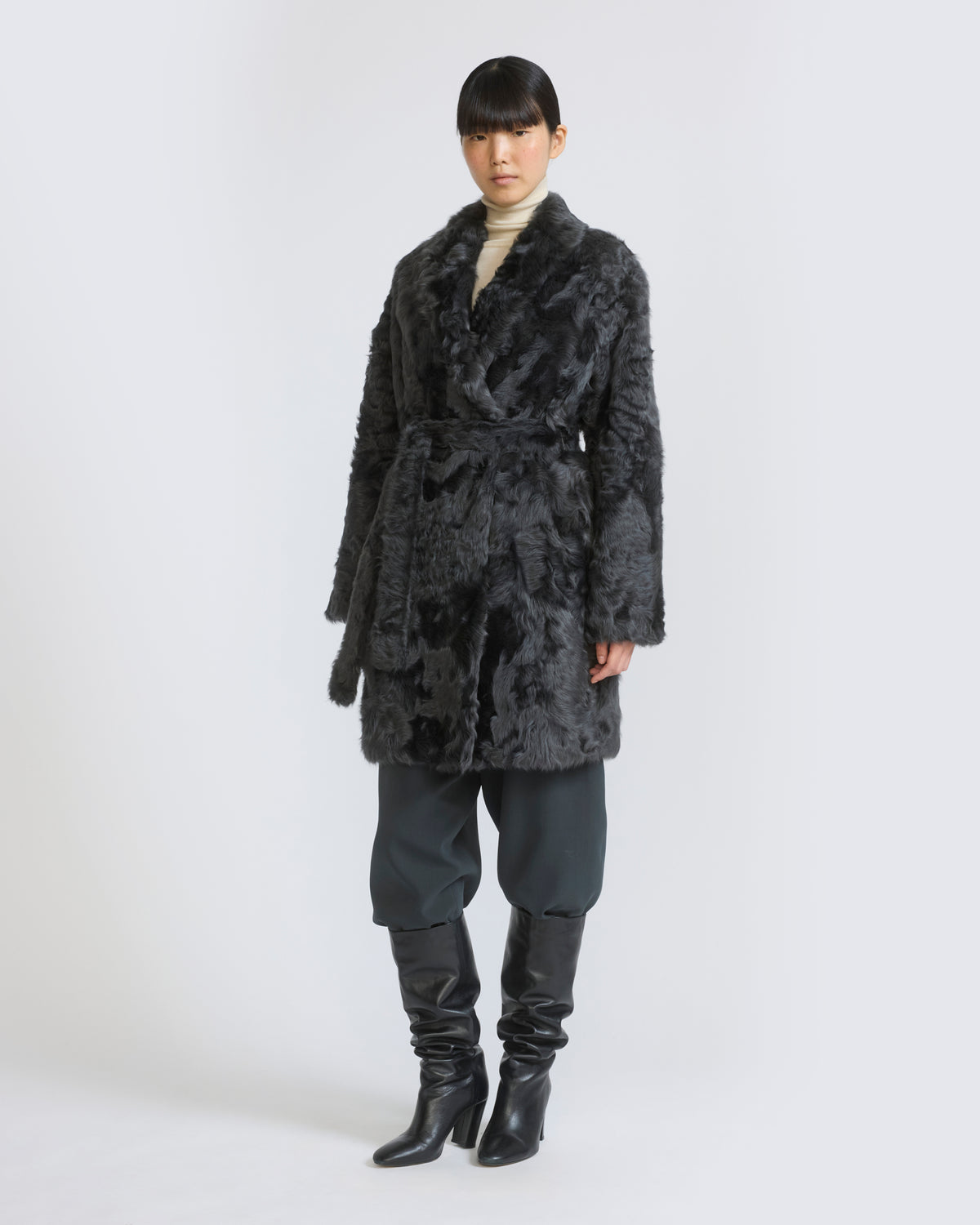 Manteau en agneau frisé