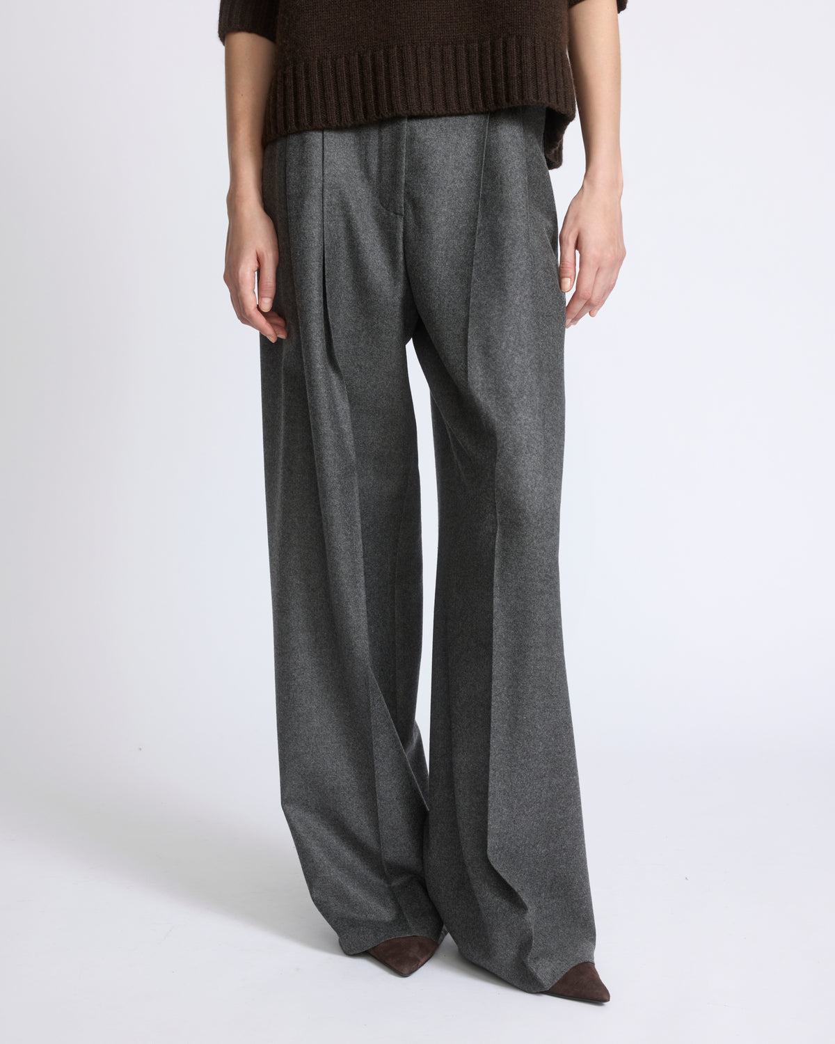 Pantalon large à pinces en lainage cachemire Loro Piana - Yves Salomon - Nouvelle collection Automne Hiver