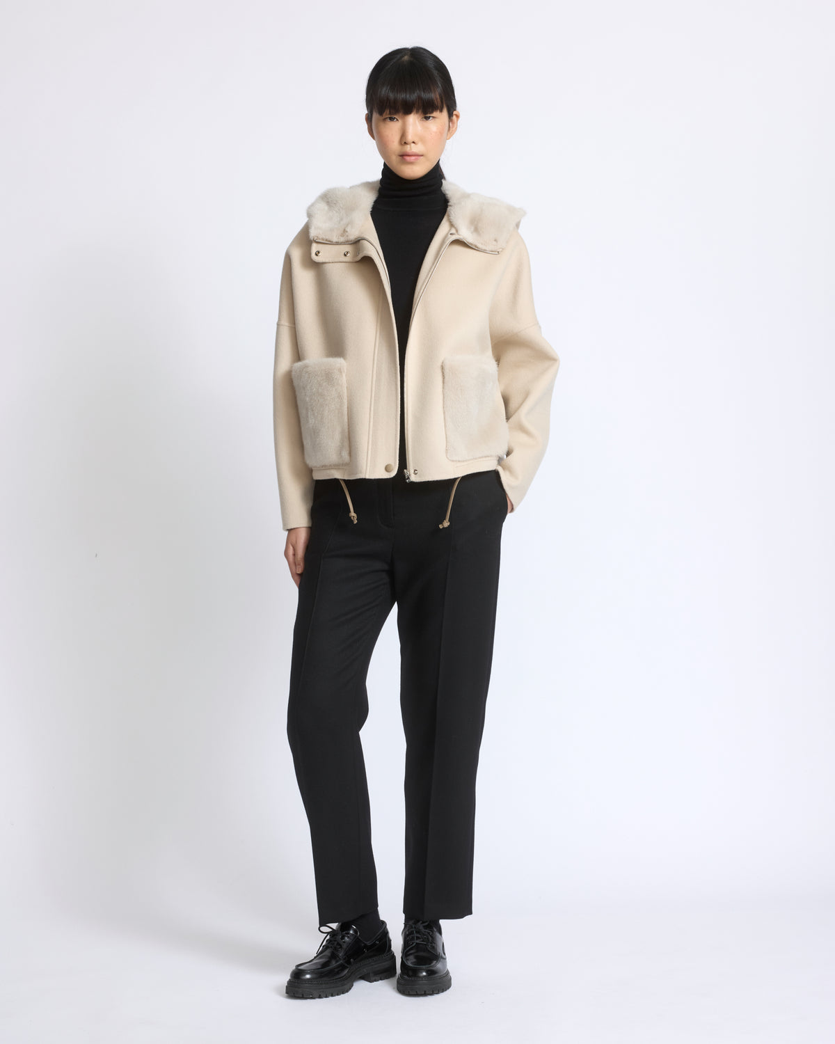 Veste à capuche en lainage cachemire double face et fourrure de vison - Yves Salomon - Nouvelle collection Automne Hiver