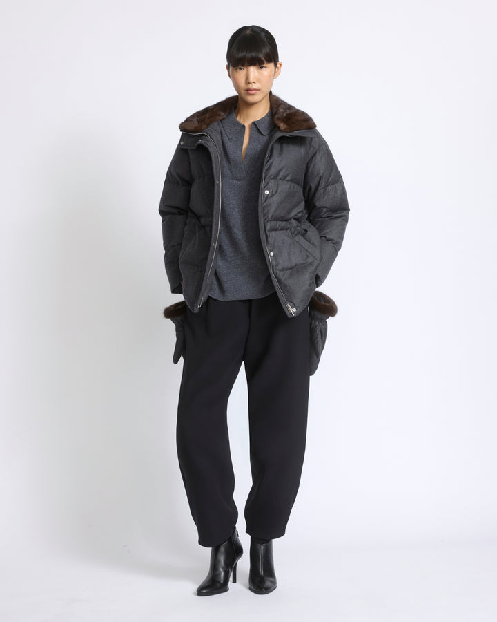 Doudoune en flanelle Loro Piana cintrée avec col et mouffles en fourrure de vison - Yves Salomon - Nouvelle collection Automne Hiver