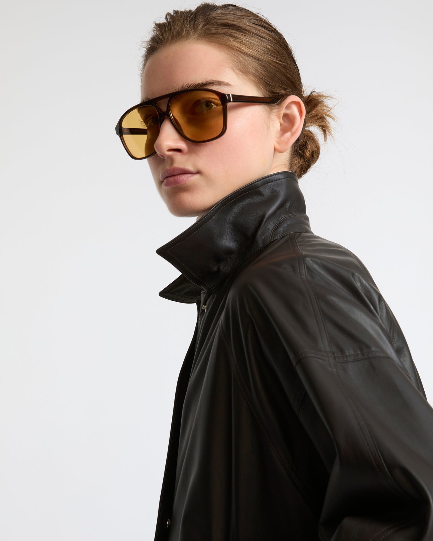 Veste courte en cuir d'agneau fin- Yves Salomon - Nouvelle collection Automne Hiver