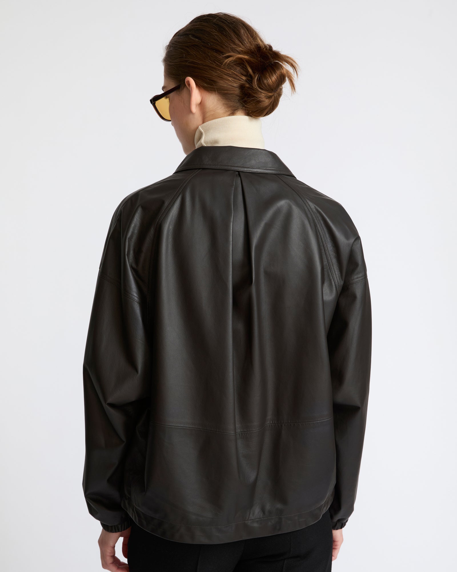 Veste courte en cuir d'agneau fin- Yves Salomon - Nouvelle collection Automne Hiver