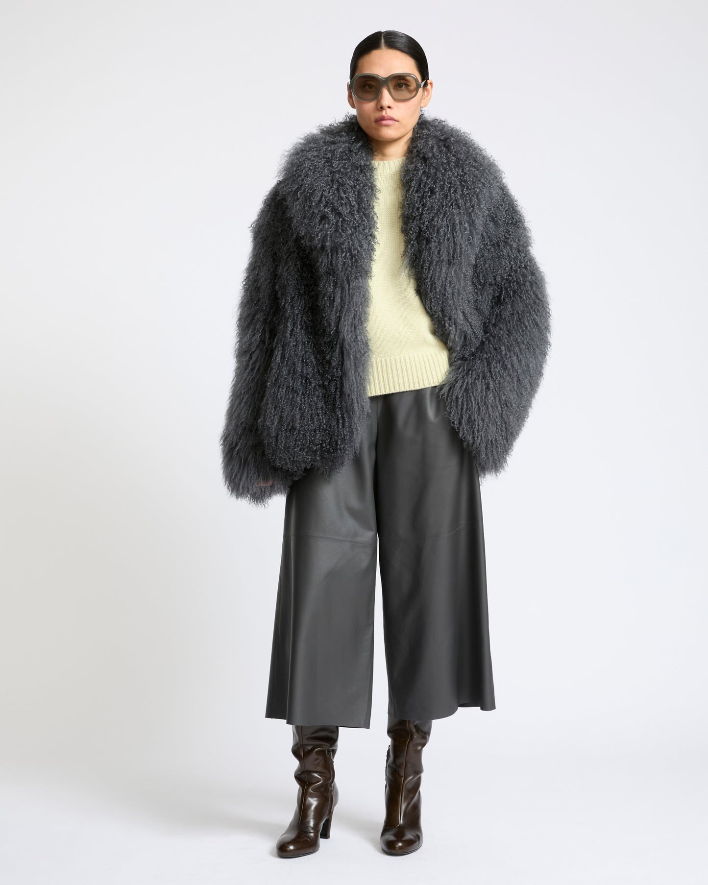 Veste en maille Mérinos et agneau long poil frisé- Yves Salomon - Nouvelle collection Automne Hiver