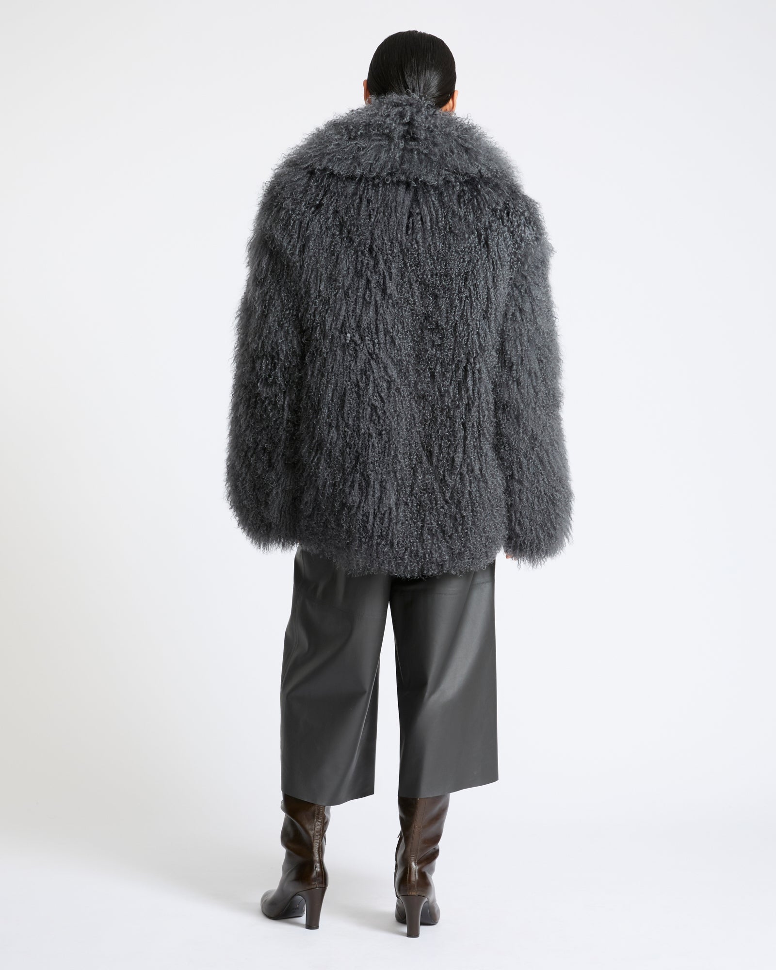 Veste en maille Mérinos et agneau long poil frisé- Yves Salomon - Nouvelle collection Automne Hiver