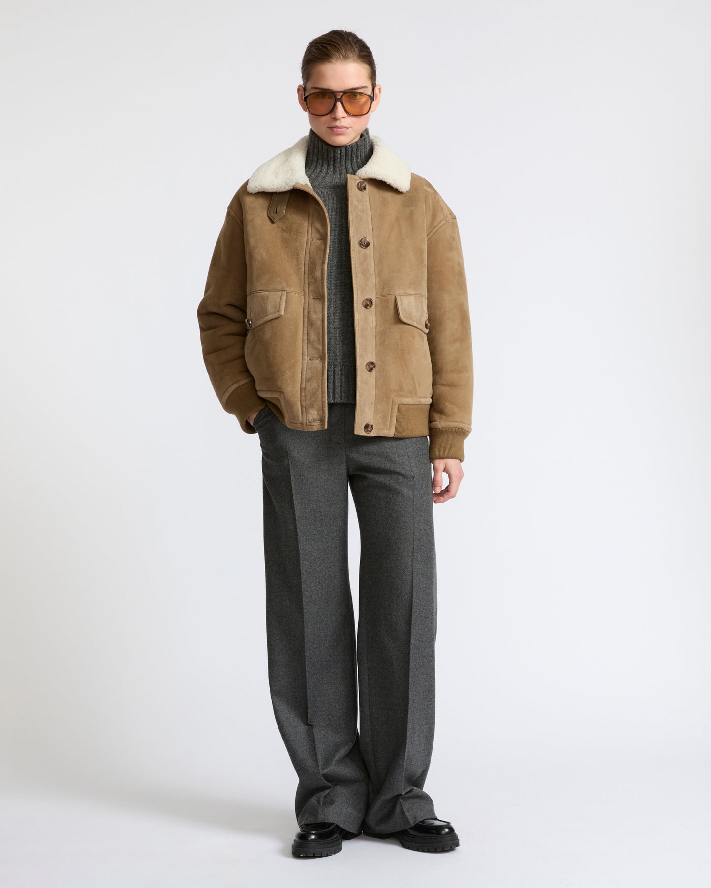 Veste bomber en peau lainée d'agneau- Yves Salomon - Nouvelle collection Automne Hiver