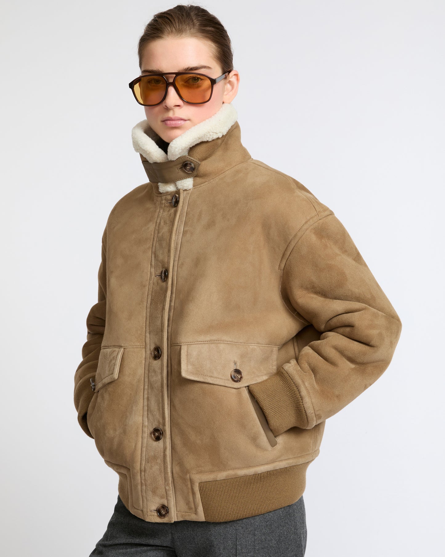 Veste bomber en peau lainée d'agneau- Yves Salomon - Nouvelle collection Automne Hiver