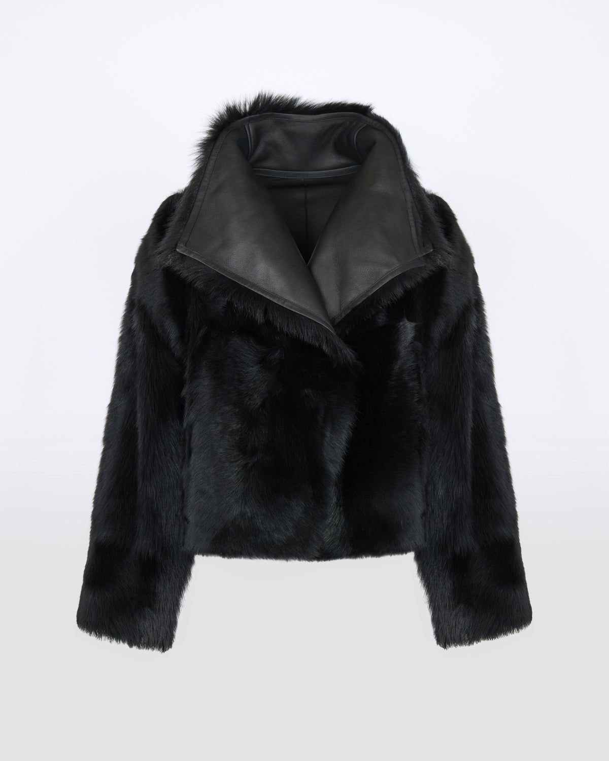 Veste courte réversible en peau lainée d'agneau Toscane - Yves Salomon - Nouvelle collection Automne Hiver