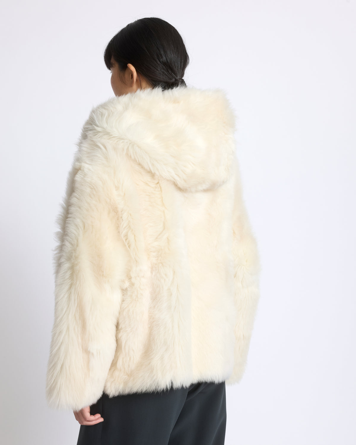 Veste à capuche réversible en peau lainée d'agneau Toscane - Yves Salomon - Nouvelle collection Automne Hiver