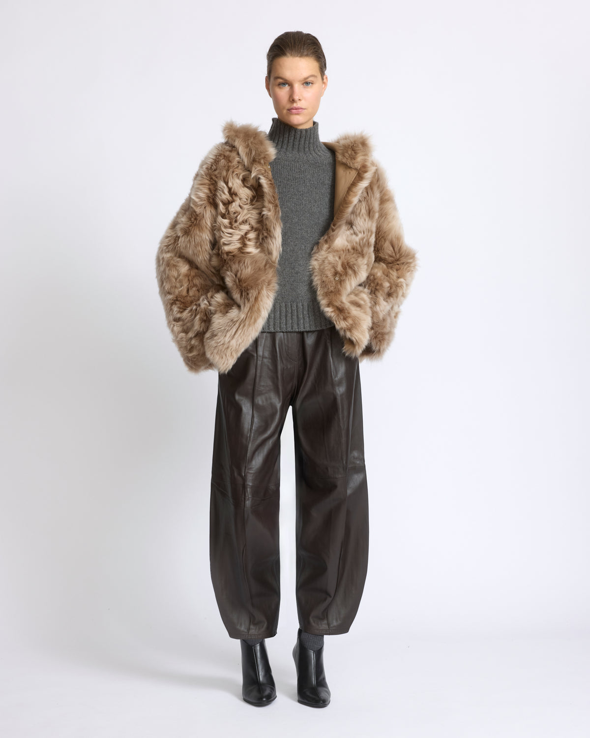 Veste à capuche réversible en peau lainée d'agneau Toscane - Yves Salomon - Nouvelle collection Automne Hiver