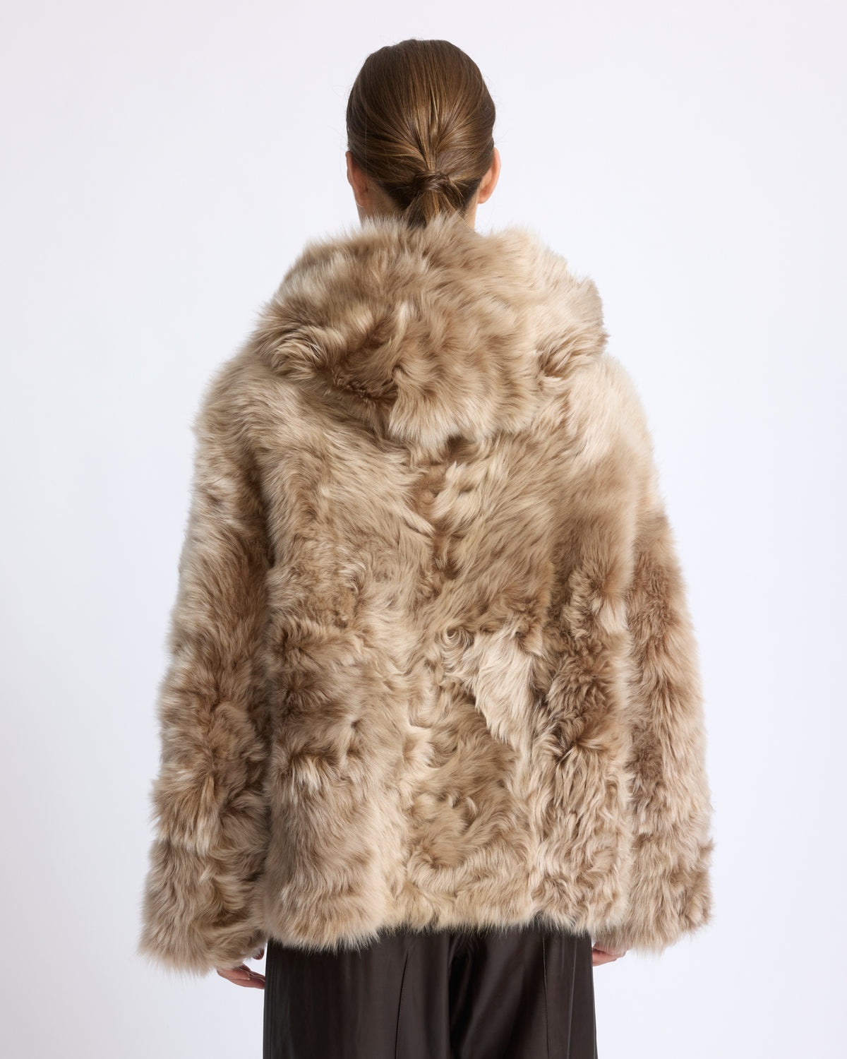 Veste à capuche réversible en peau lainée d'agneau Toscane - Yves Salomon - Nouvelle collection Automne Hiver