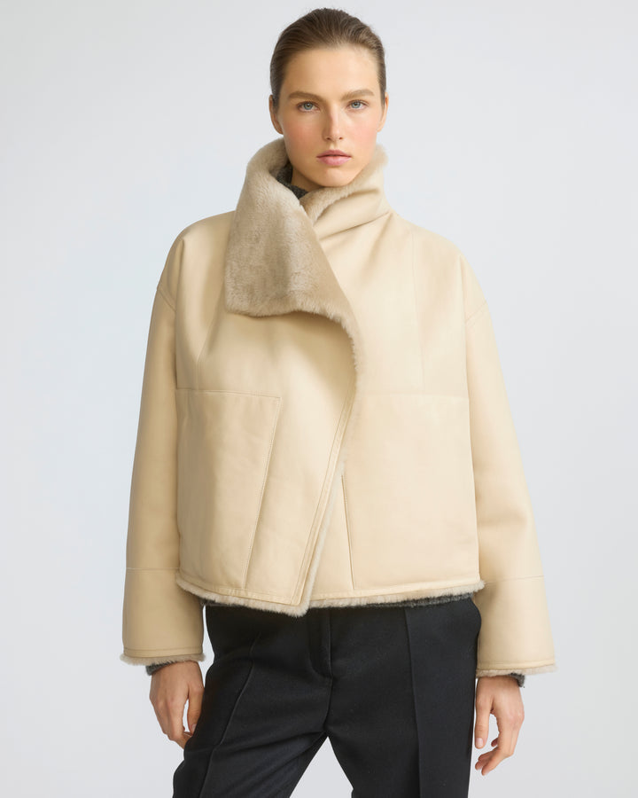 Veste courte réversible en peau lainée d'agneau Lacon