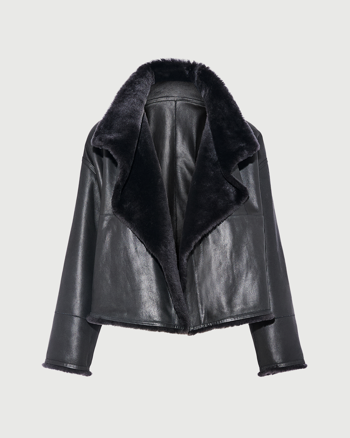 Veste courte réversible en peau lainée d'agneau Lacon- Yves Salomon - Nouvelle collection Automne Hiver