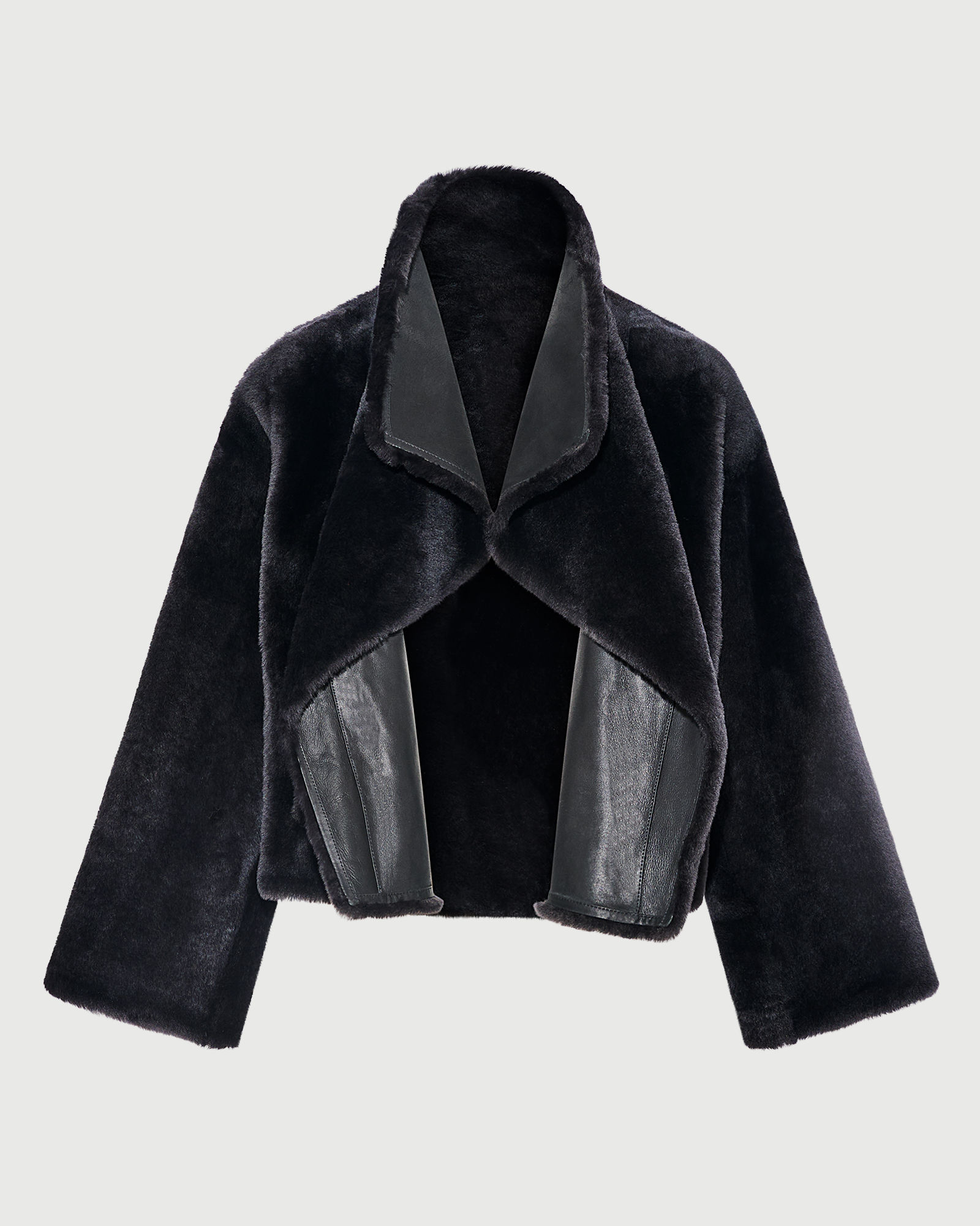 Veste courte réversible en peau lainée d'agneau Lacon- Yves Salomon - Nouvelle collection Automne Hiver