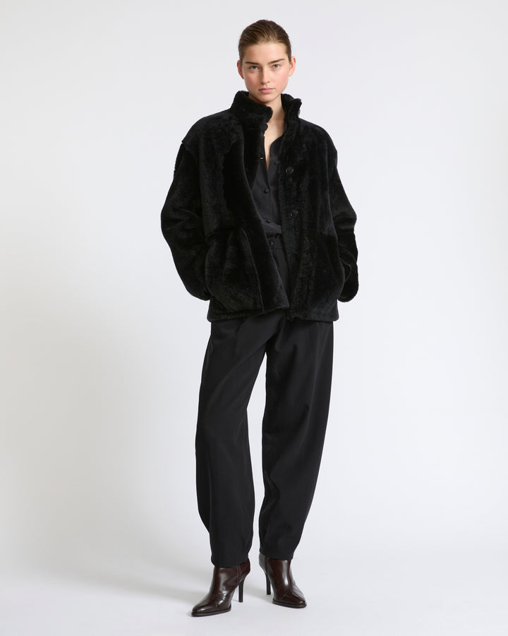 Veste droite en peau lainée d'agneau Mérinos- Yves Salomon - Nouvelle collection Automne Hiver