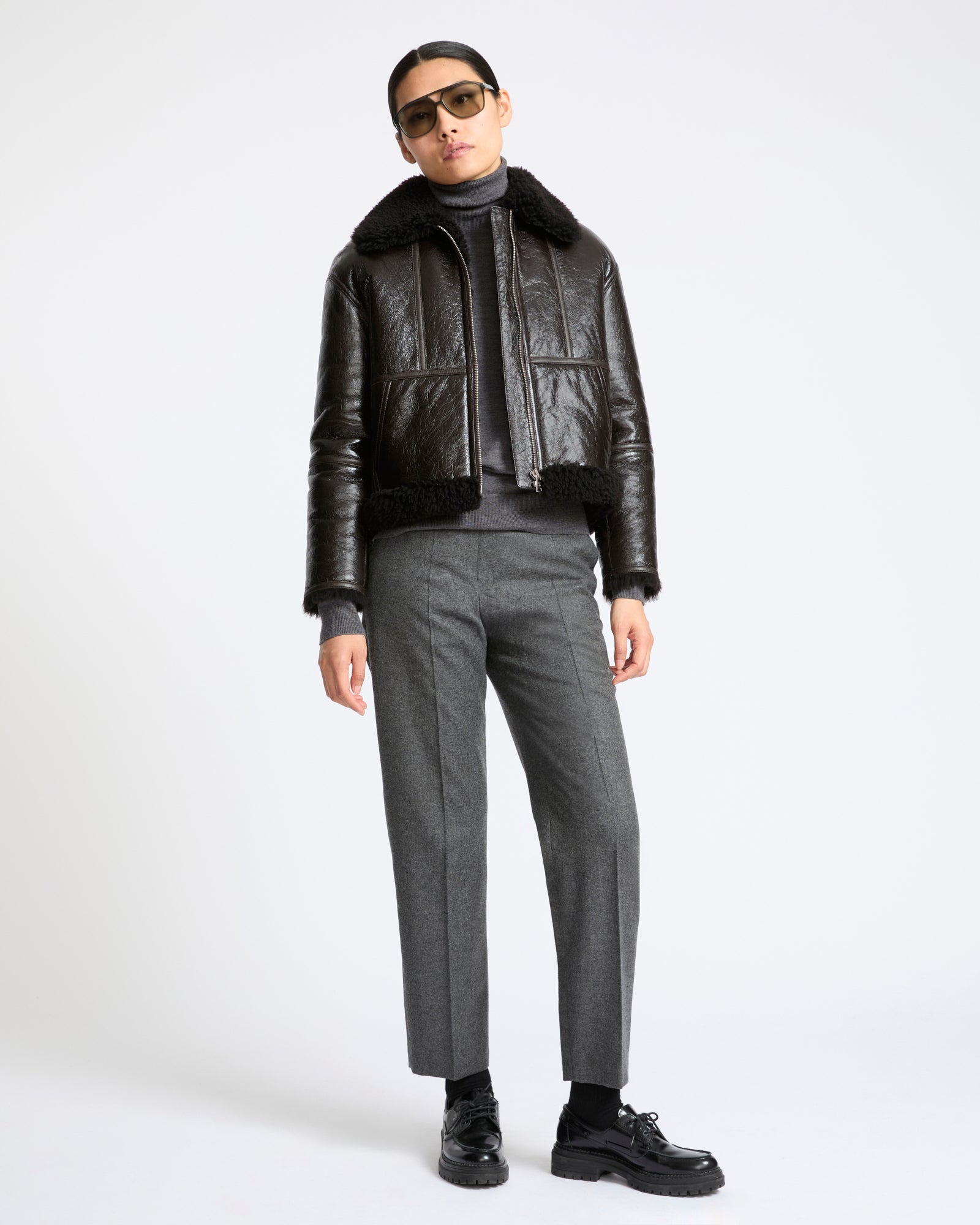 Veste courte en peau lainée d'agneau Merinillo vernis- Yves Salomon - Nouvelle collection Automne Hiver
