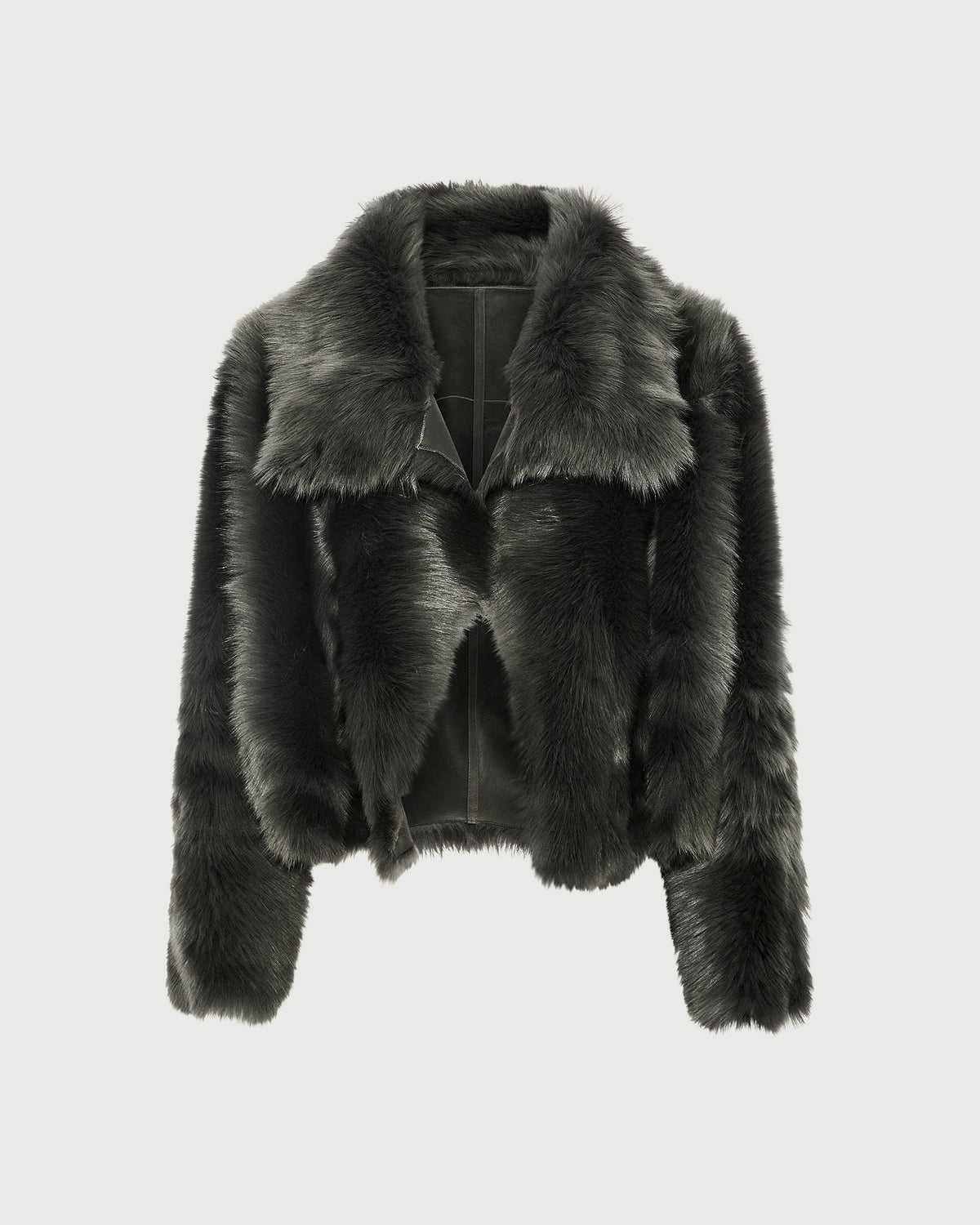 Veste courte en peau lainée d'agneau de Toscane