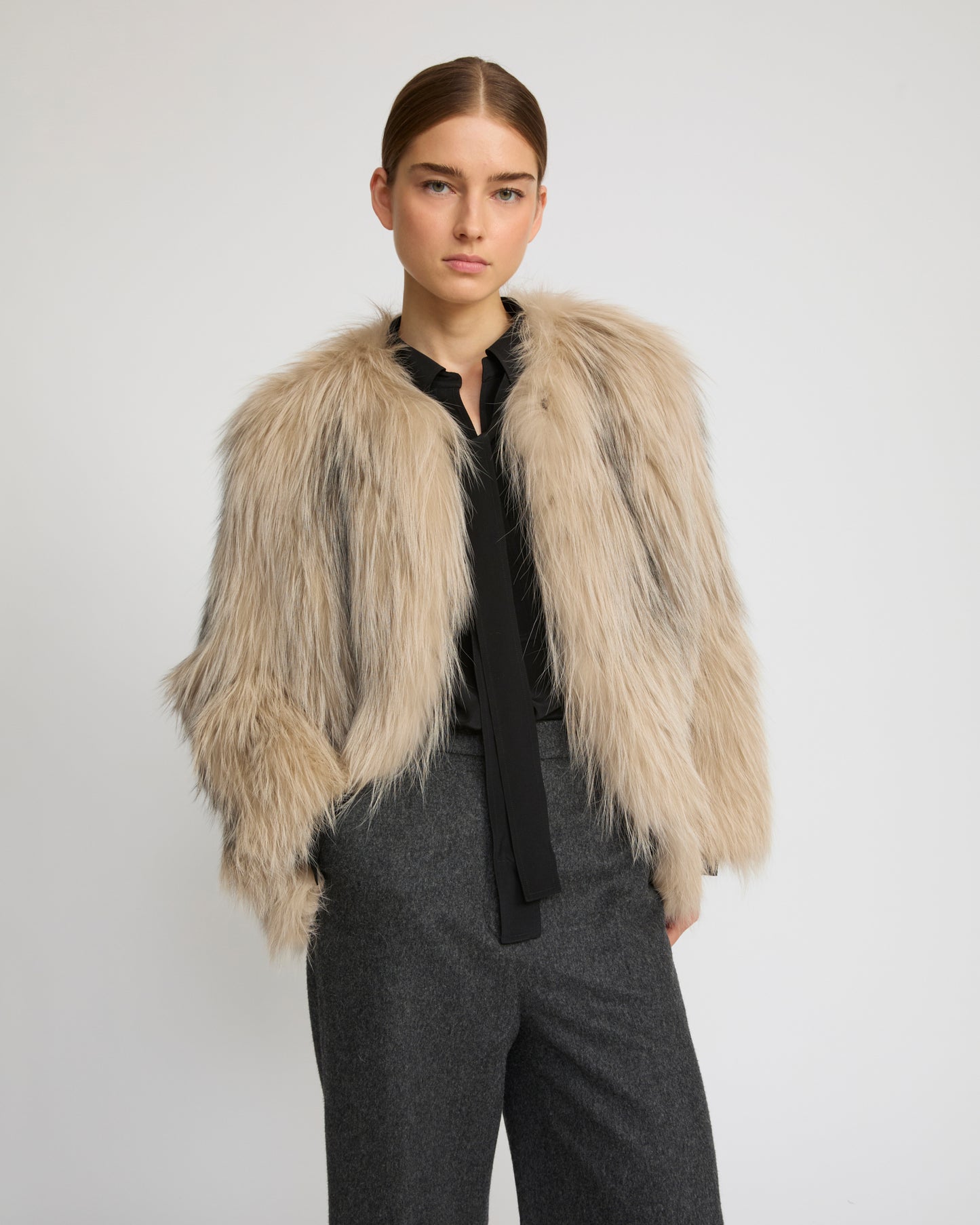 Veste courte en fourrure de renard tricoté -Yves Salomon