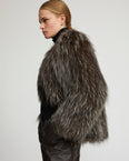 Veste courte en fourrure de renard tricoté