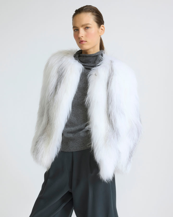Veste courte en fourrure de renard tricoté