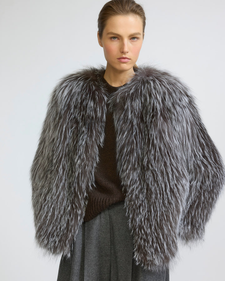 Veste courte en fourrure de renard tricoté