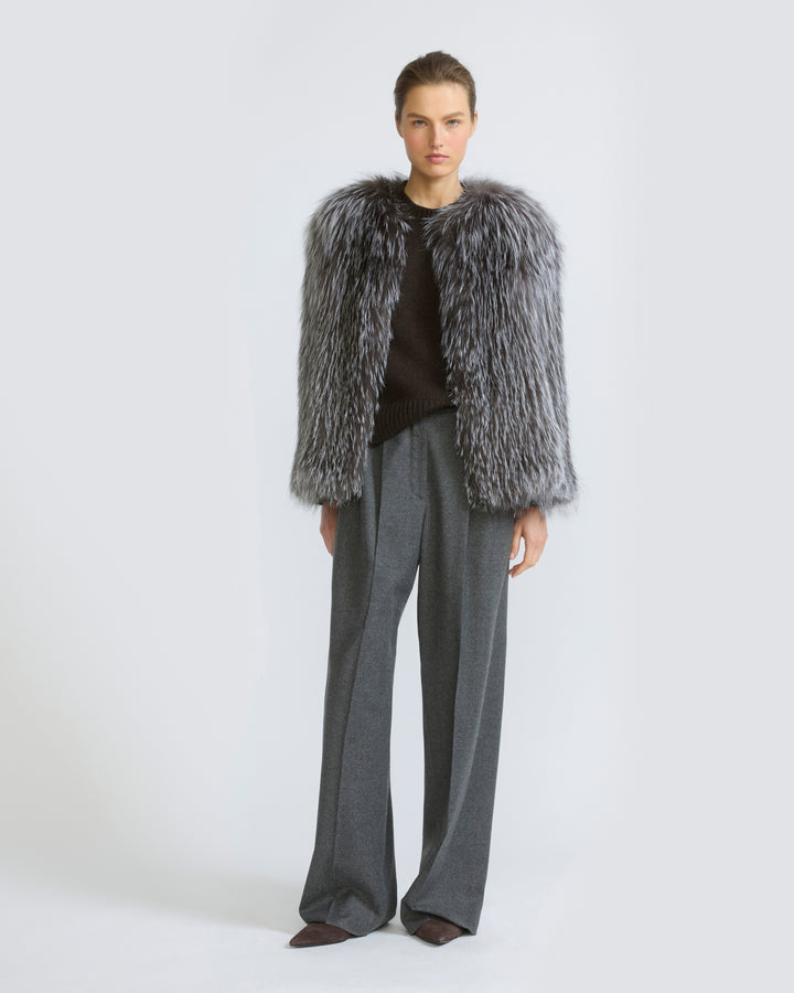 Veste courte en fourrure de renard tricoté