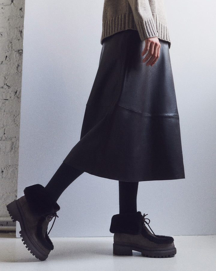 Bottines en daim et agneau mérinillo défrisé- Yves Salomon - Nouvelle collection Automne Hiver