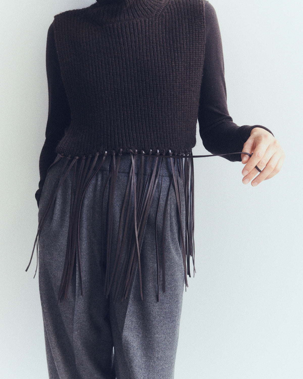100% cashmere knit bib with leather fringes - Yves Salomon - New Fall/Winter Collection