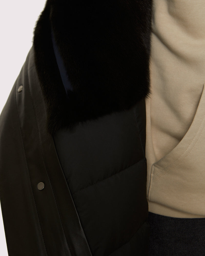 Manteau à capuche en gabardine imperméable et fourrure de vison