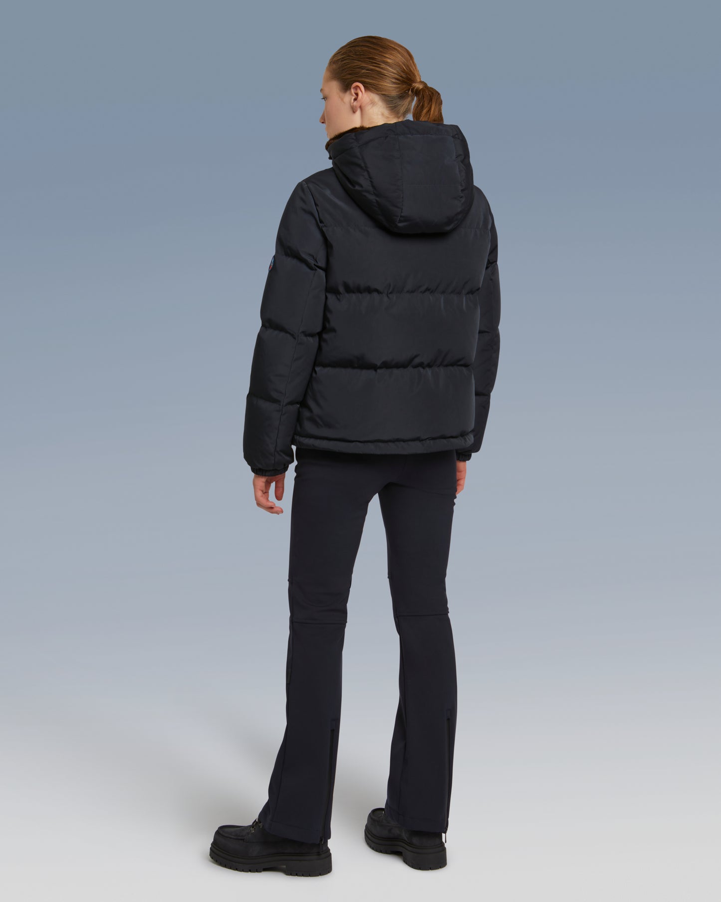 doudoune-courte-skiwear-avec-fourrure-de-vison-bleu-fonce-23wfv01160s22ga7048 -Yves Salomon